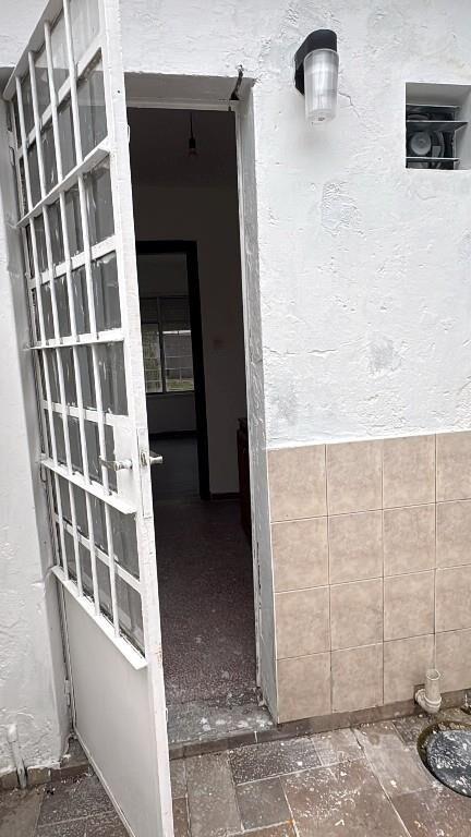 Dueño alquila