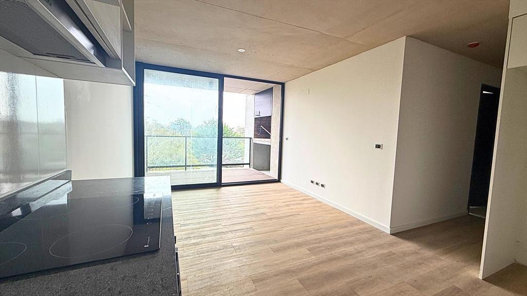 Venta apartamento a estrenar, 2 dormitorios con balcón parr