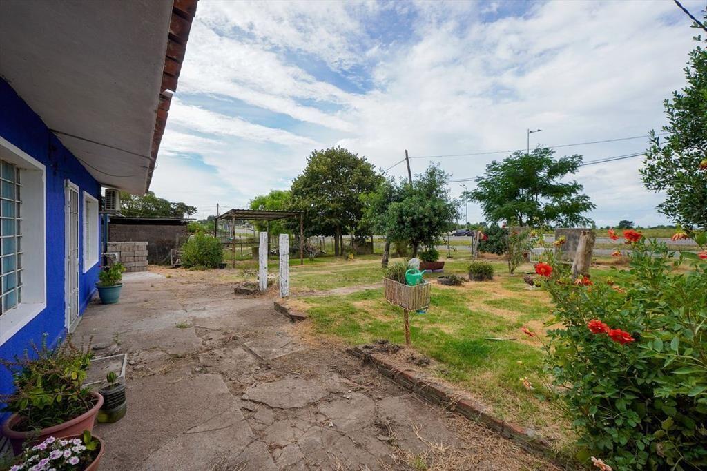 Venta Casa, Excelente Ubicación en Barros Blancos