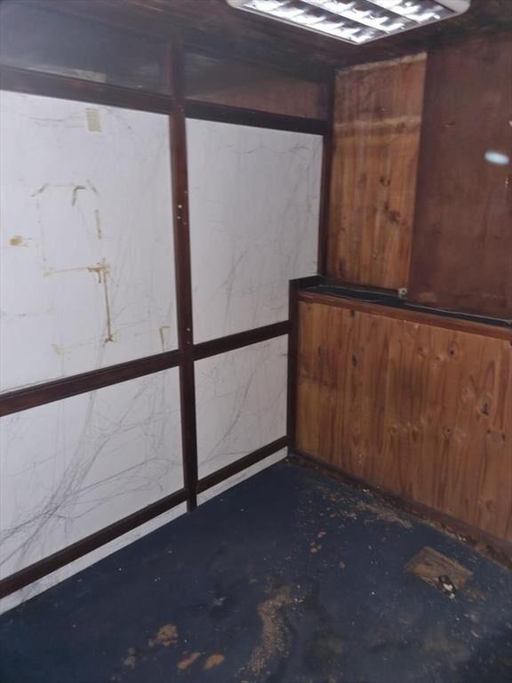 Av 8 de octubre casi Propios , terreno de 450 m2 con altura