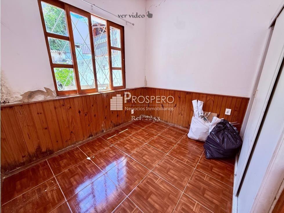 2233/4 Venta terreno con construccion  2dorm Pocitos Nuevo