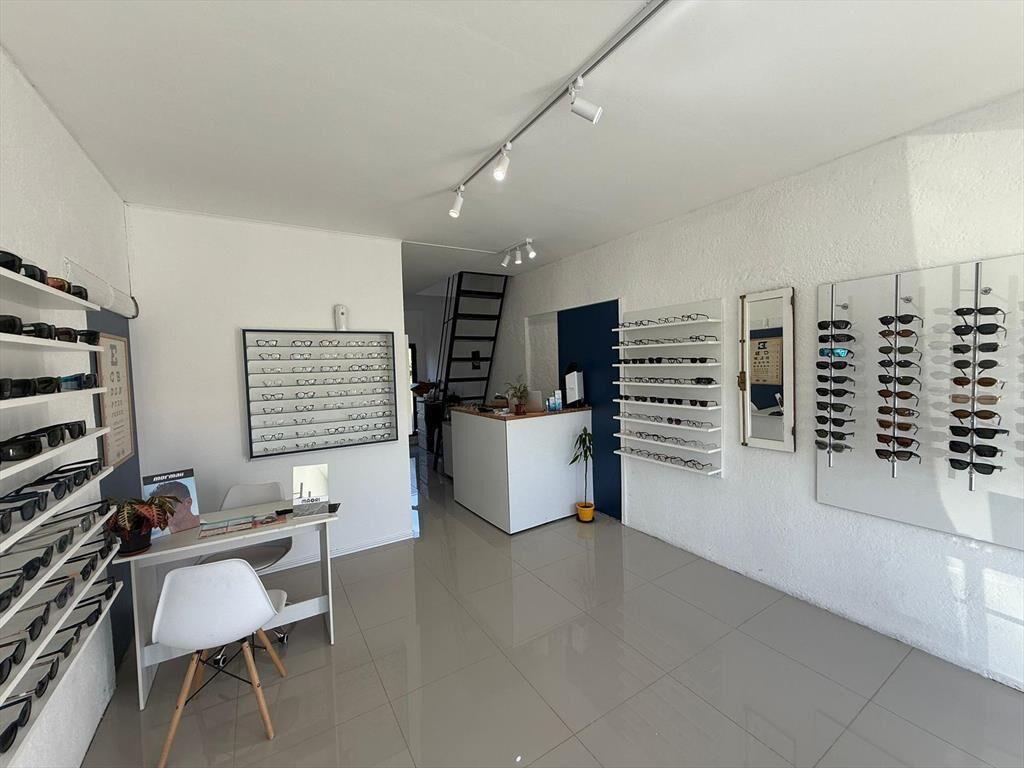 Ruta 10, gran punto comercial, 62 m2 construidos   50 m2 de