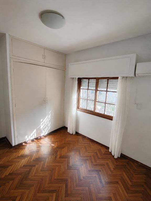 Alquilo casa 4 dormitorios en Punta Gorda