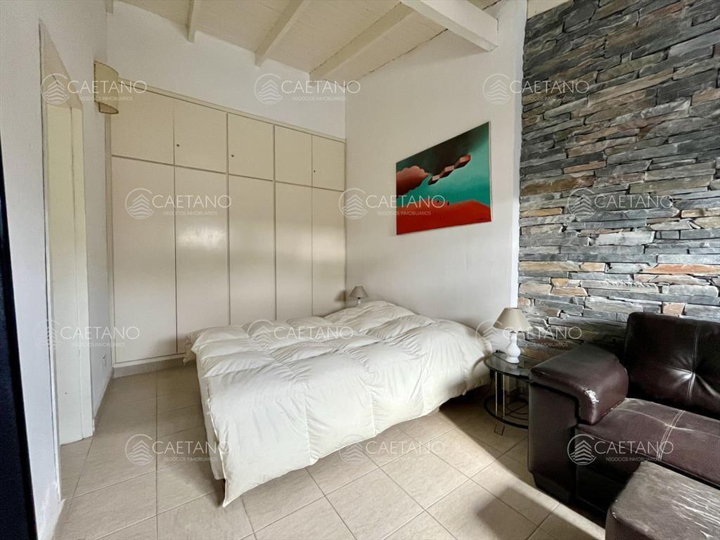 Apartamento en alquiler de 3 dormitorios