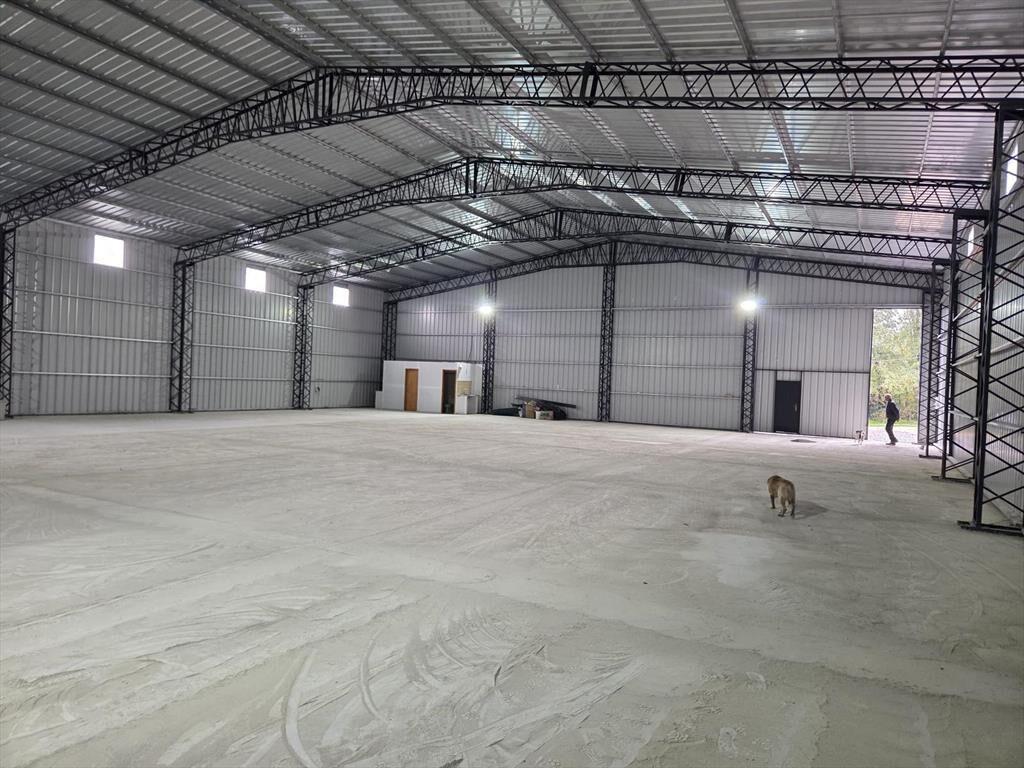 Ruta 102 y 101, 750m2 a estrenar, entrada de contenedores!!