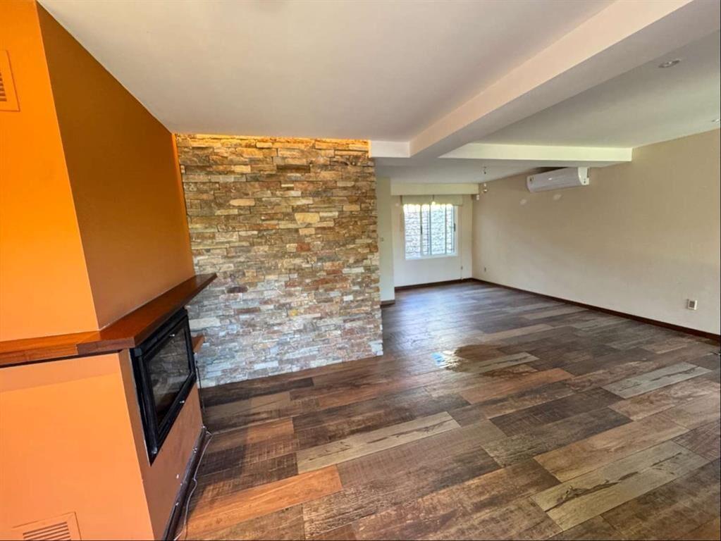 Casa en Punta Gorda, 3 dormitorios, cochera, Excelente esta