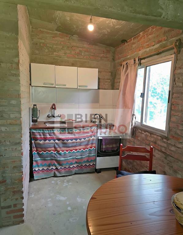 Sólida casa con gran terreno de 1.200 m², en venta en Las