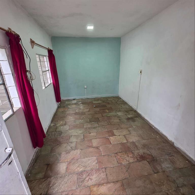 *** ALQUILADA ***  A 150 MTS. AL SUR DE INTER 1 dormitorio