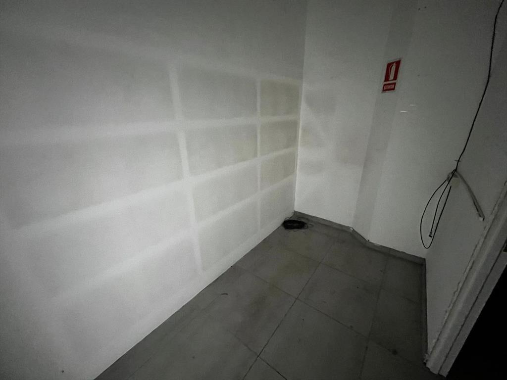 Martin Garcia esq. Terra, 80 m2 de salón, 12 mts de frente,
