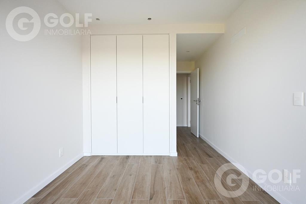 Venta apartamento de 2 dormitorios con terraza parrillero e
