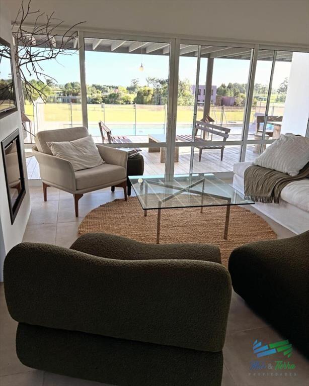 En venta casa en chacra barrio privado El La del