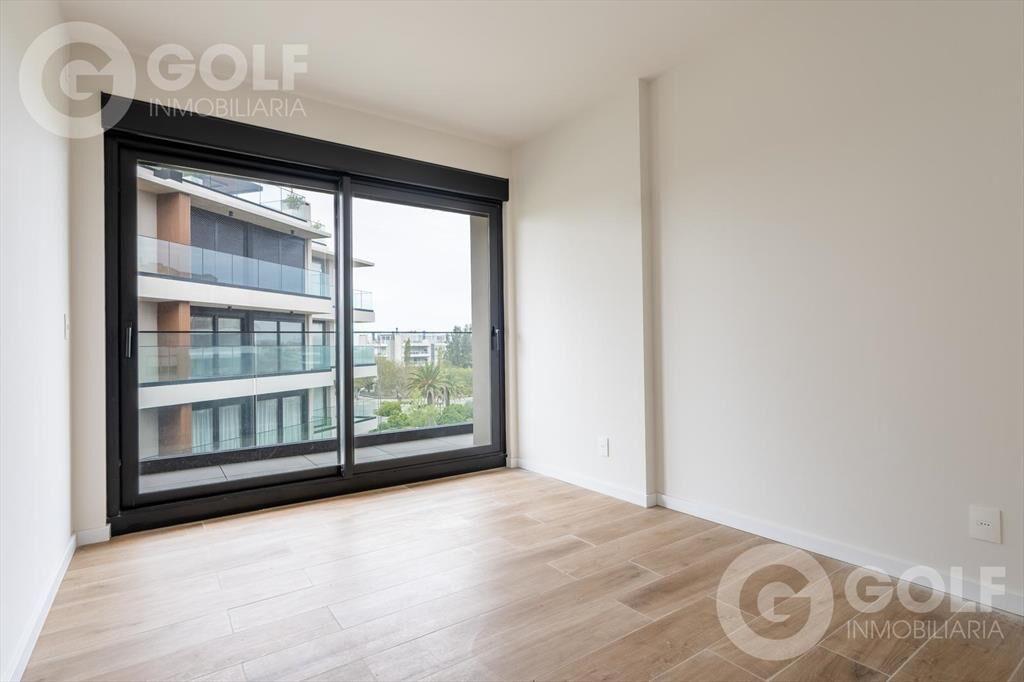 Venta apartamento de 2 dormitorios con terraza parrillero e