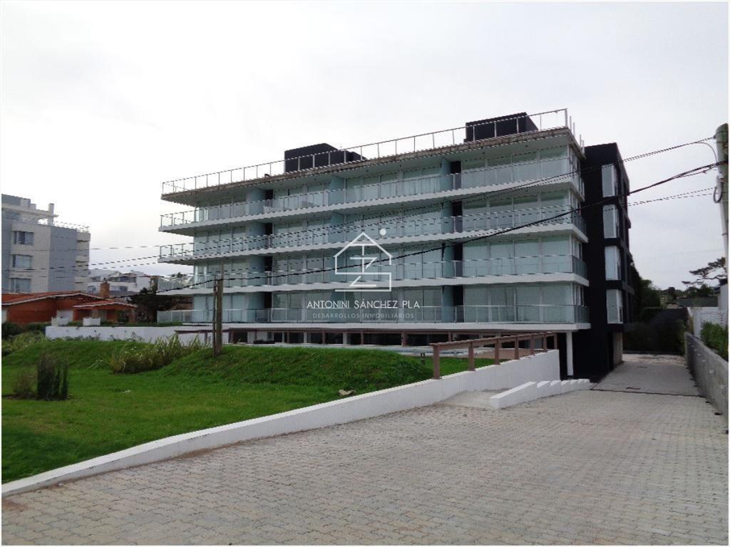 FRENTE AL MAR, 3 DORMITORIOS, 2 BAÑOS,  EN VENTA , PUNTA D