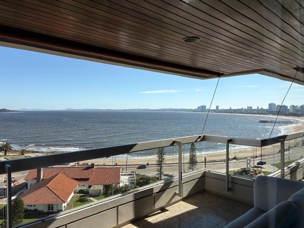 Apartamento en Alquiler Anual