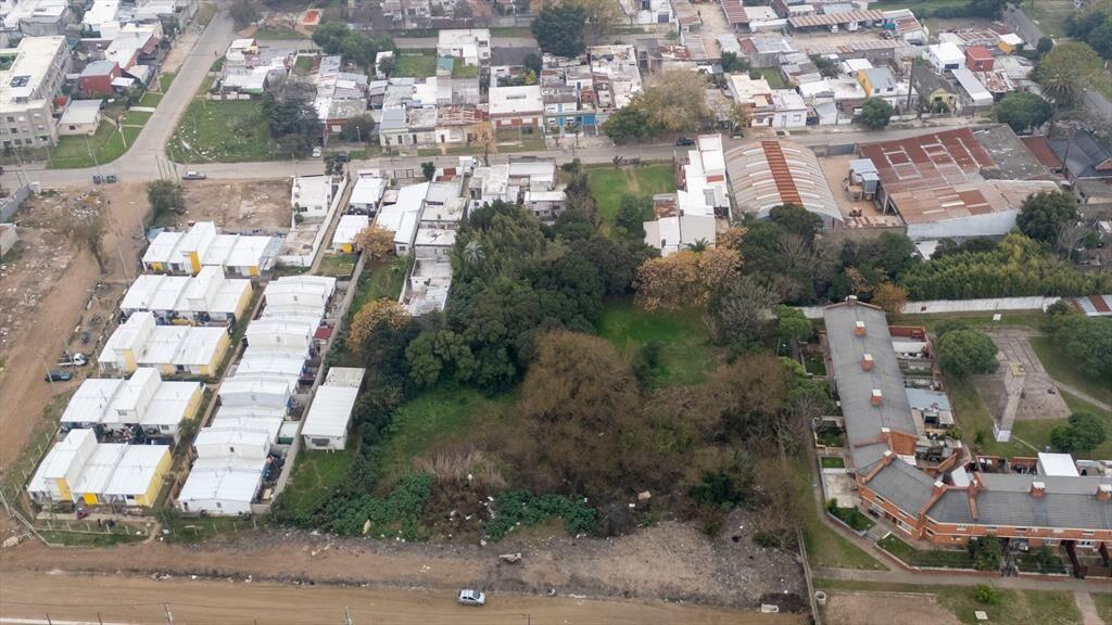 Venta Terreno 3.686 m2 con 2 Casas, Unión