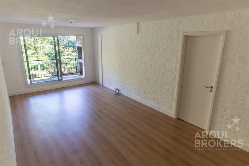 Apartamento de dos dormitorios en alquiler en Haras del Lag