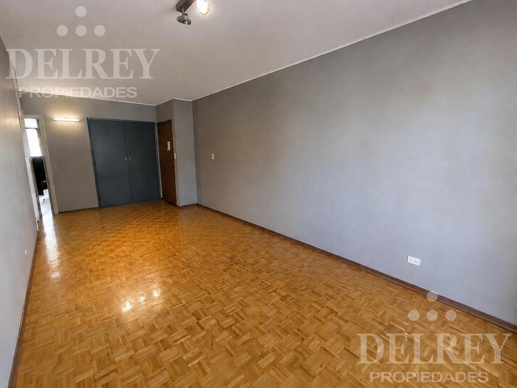 Venta Apartamento Tres Cruces DELREY PROPIEDADES