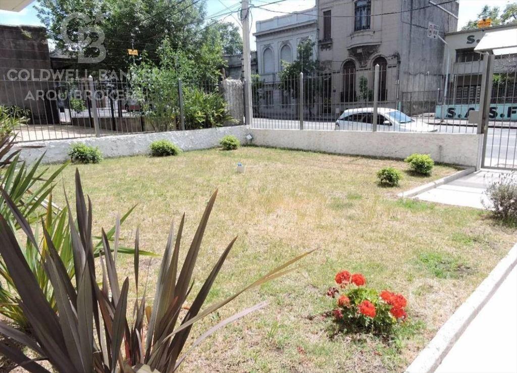 Apartamento de 2 dormitorios en alquiler en Bella Vista
