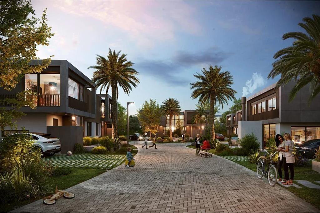 Venta Casa en Jardines del Polo con Cochera
