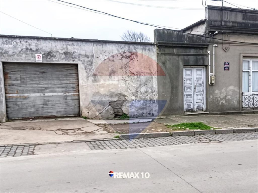 CASA EN EXELENTE PUNTO DE LA CIUDAD