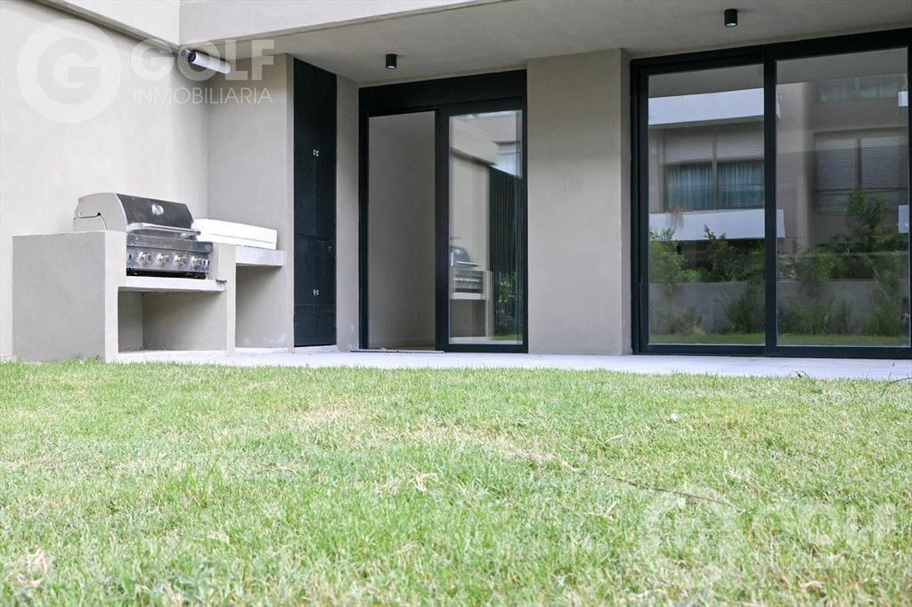 Alquiler de apartamento de 1 dormitorio con parrilla y coch