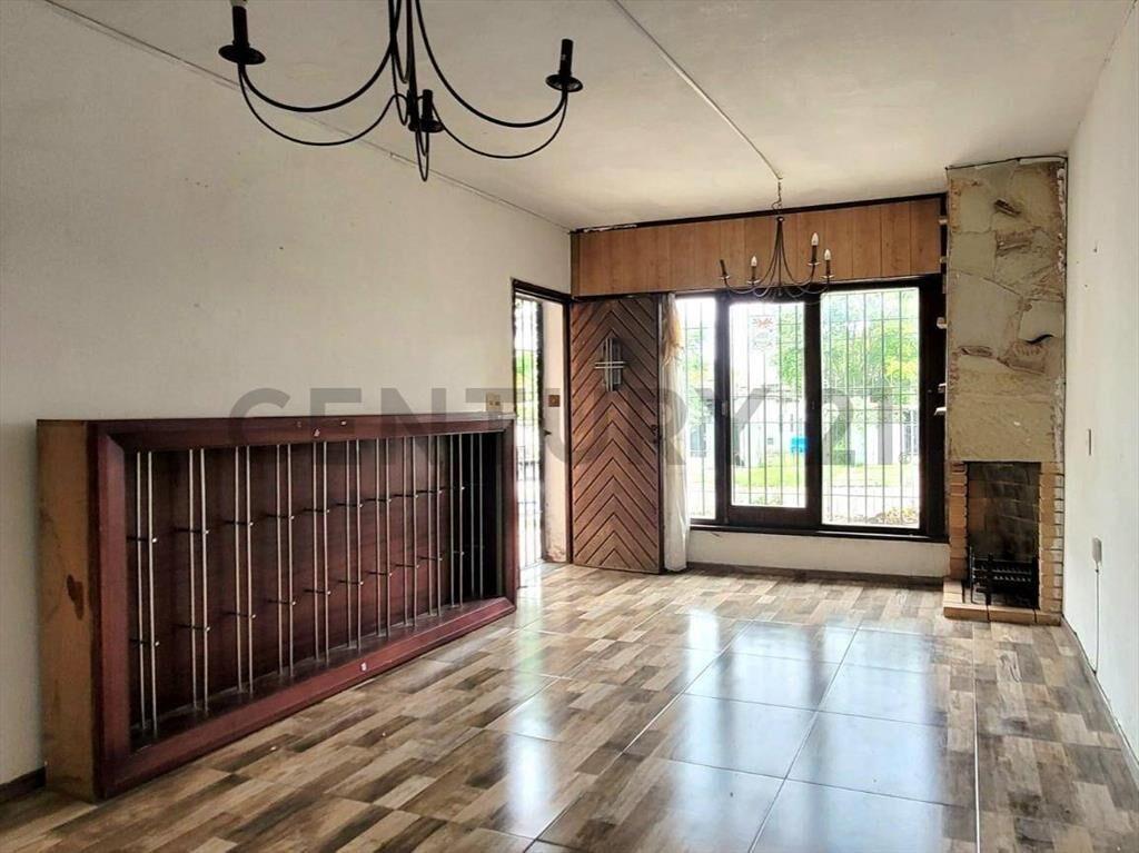 Venta/ CHALET 2 Dormitorios, Jardin, Fondo, Parrillero, B...