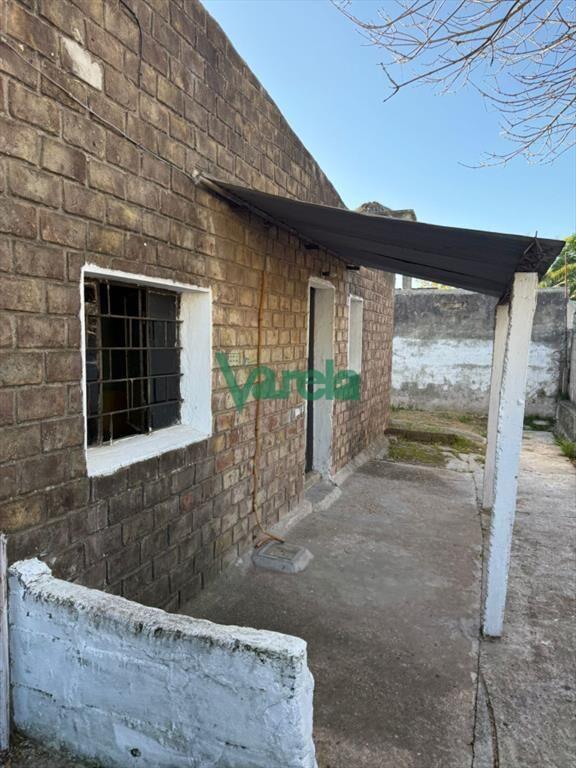 Se venden 2 casas en Barros Blancos, casi ideal o