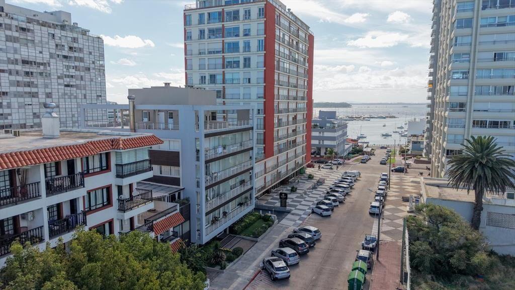 Venta apartamento 3 dormitorios Península Punta del Este