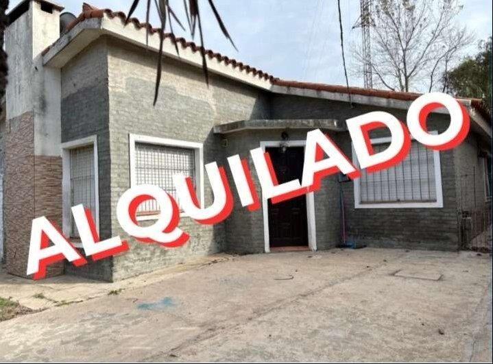 *** ALQUILADO ***  A METROS DE AV. GIANNATTASIO 4 DORMITORI
