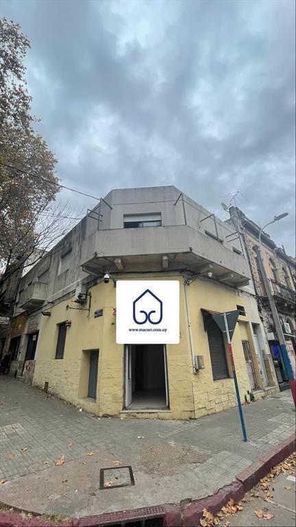 LOCAL COMERCIAL CON FRENTE A 2 CALLES D.ARAMBURÚ Y PORONGOS