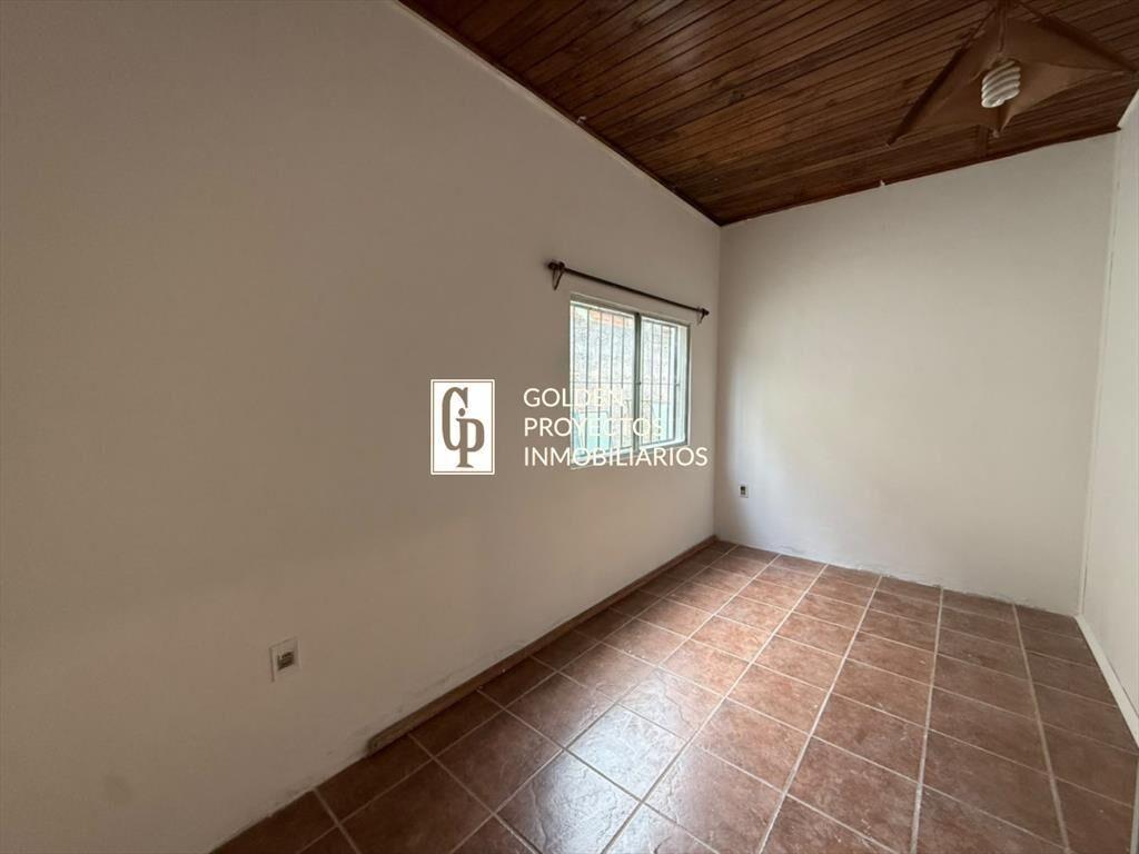 Casa en Alquiler 2 dormitorios en ColÃ³n