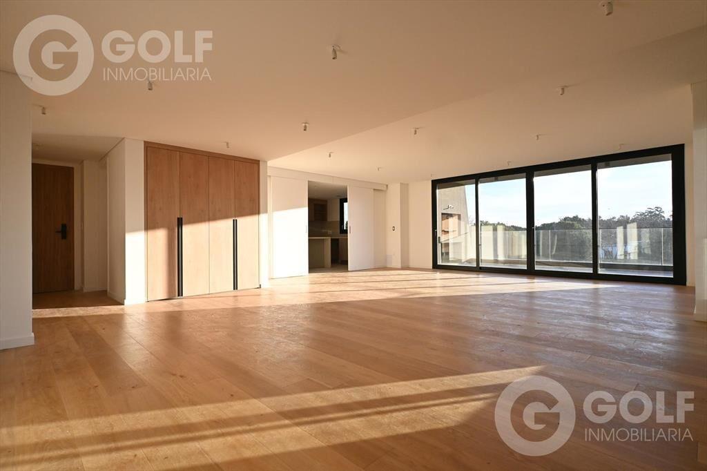 Venta o alquiler de apartamento 4 dormitorios TRENTO