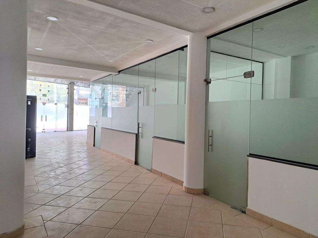 VENTA LOCAL COMERCIAL CON RENTA 6% TRES CRUCES