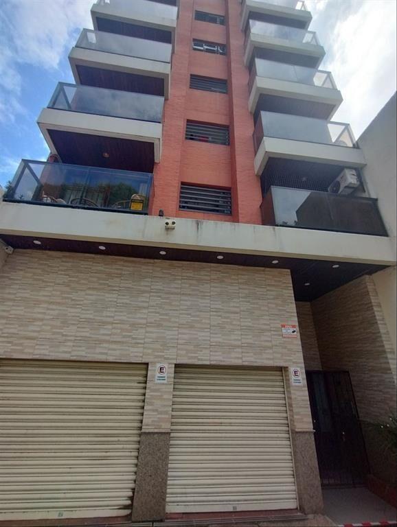 Garaje con entrada desde la calle sobre Pereira de la Luz c