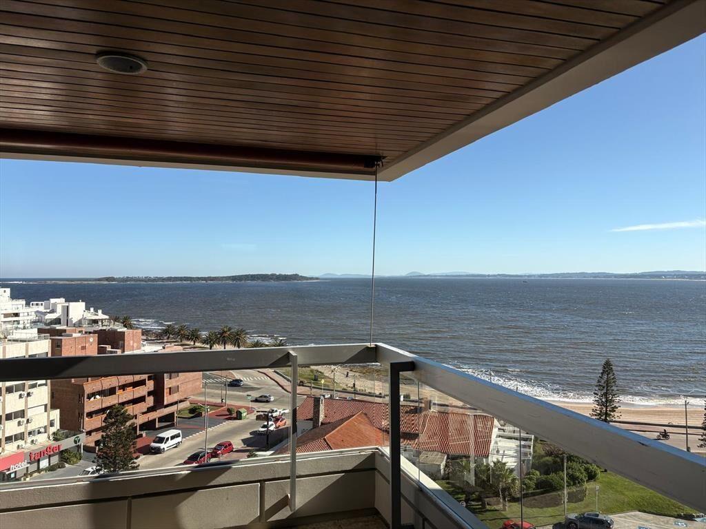 Apartamento en Alquiler Anual