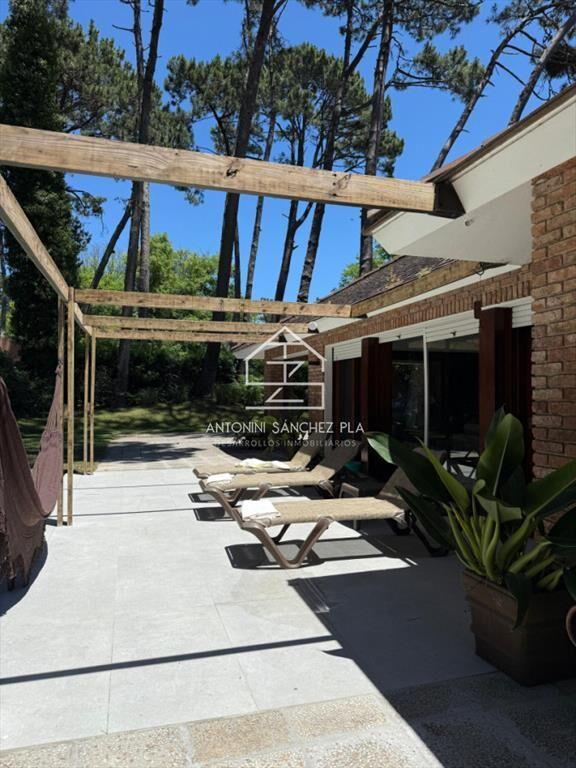 Casa en Punta del Este, Lugano