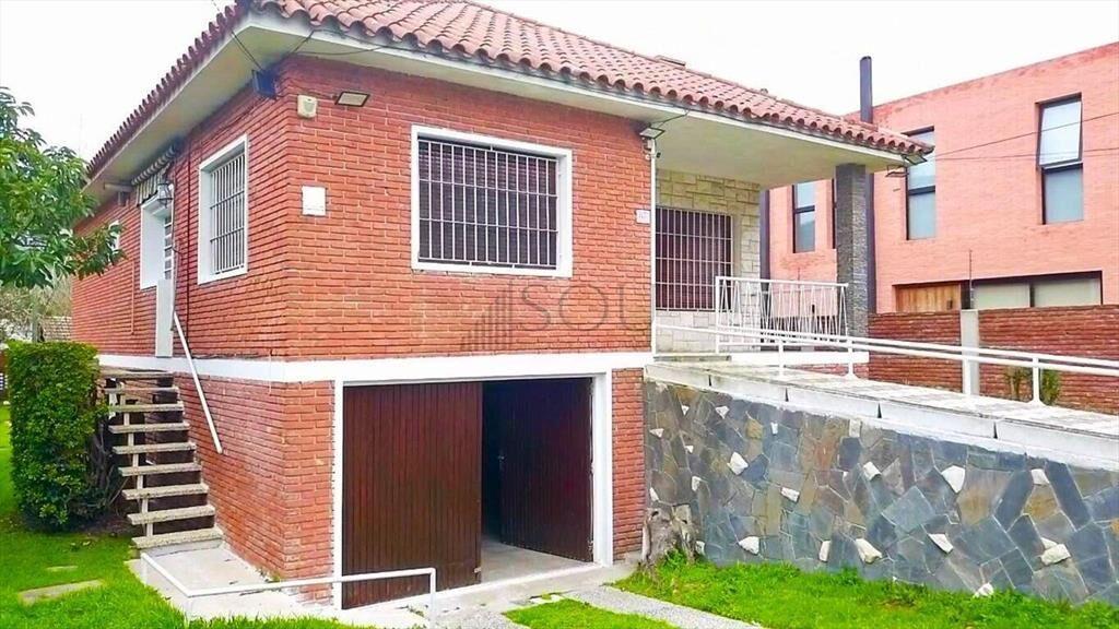 ALQUILER CASA 3 dormitorios 3 baños piscina en Carrasco Nor
