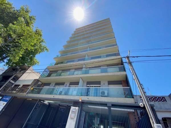 Alquiler de Garage Solo para residentes del edificio en Ave