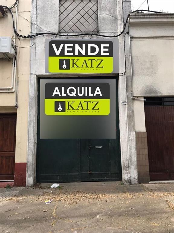 Depósito -Carlos Reyles próximo Arenal Grande , 478 m2,zona