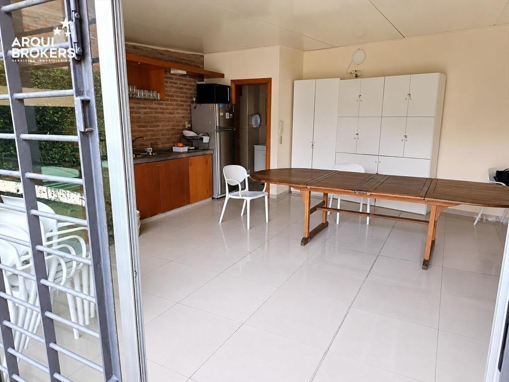 Apartamento de dos dormitorios en alquiler en Bella Vista c