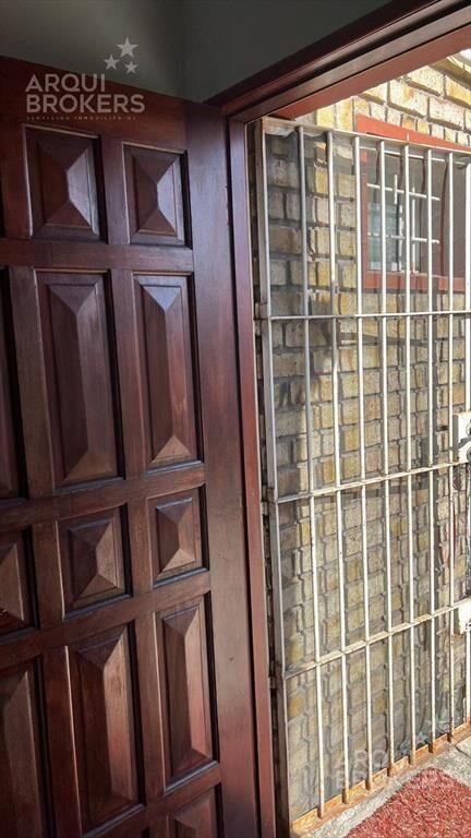 Casa de dos dormitorios en  venta en Jardines del Hipódromo