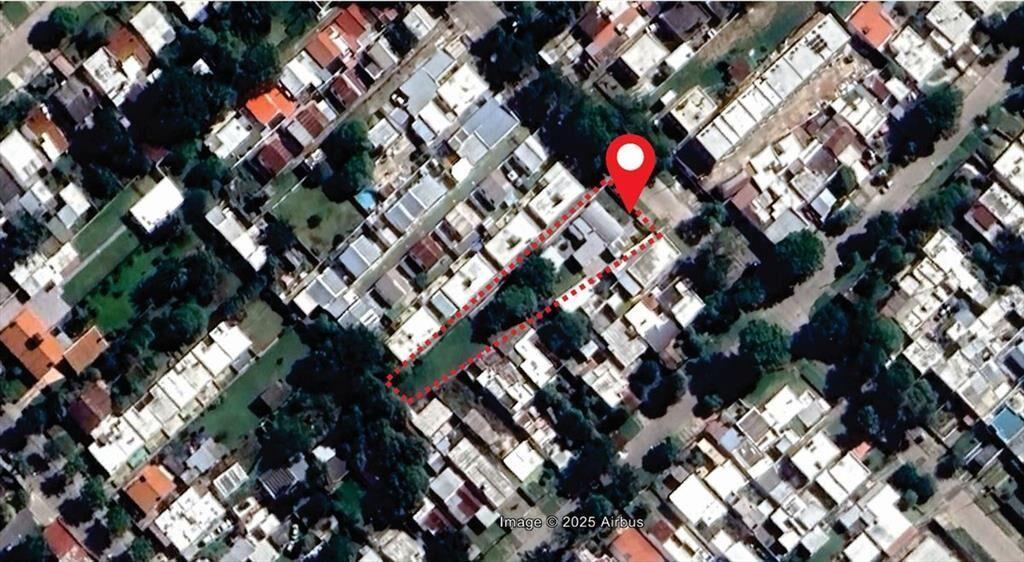 VENTA TERRENO CON MEJORAS NUEVO PARIS