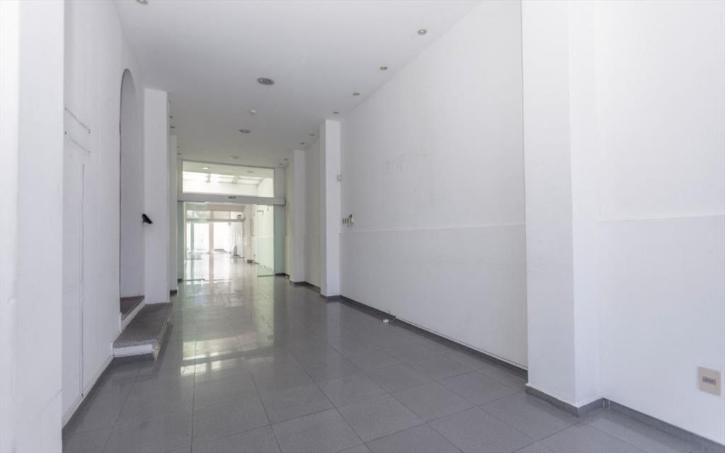 Casa en alquiler en Tres Cruces para empresa