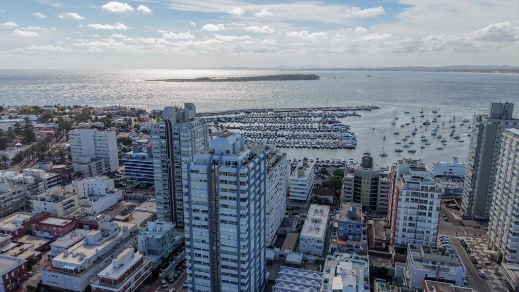Venta apartamento 3 dormitorios Península Punta del Este