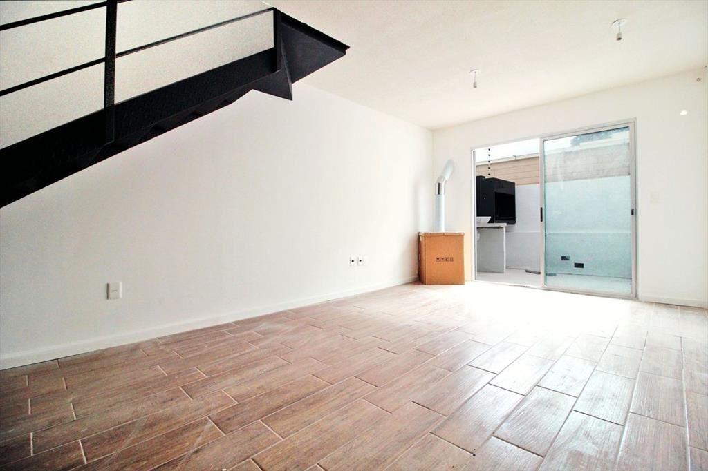 Venta duplex 1 dormitorio , patio, parrillero.