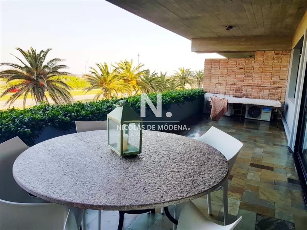 Departamento en Venta de 2 dormitorios y medio al