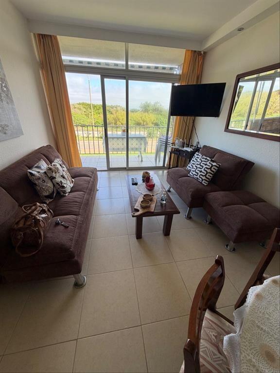 Venta de Apartamento en La Mansa, frente al mar con cochera
