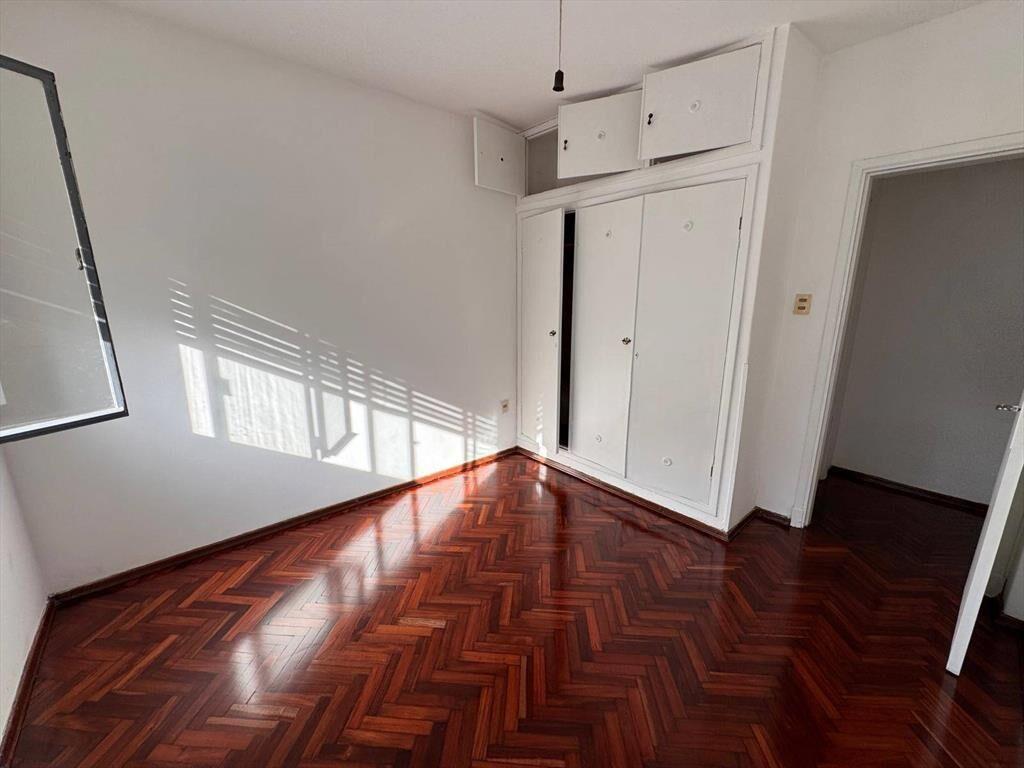 Alquiler de Apartamento en Francisco Caraballo con 2 dormito