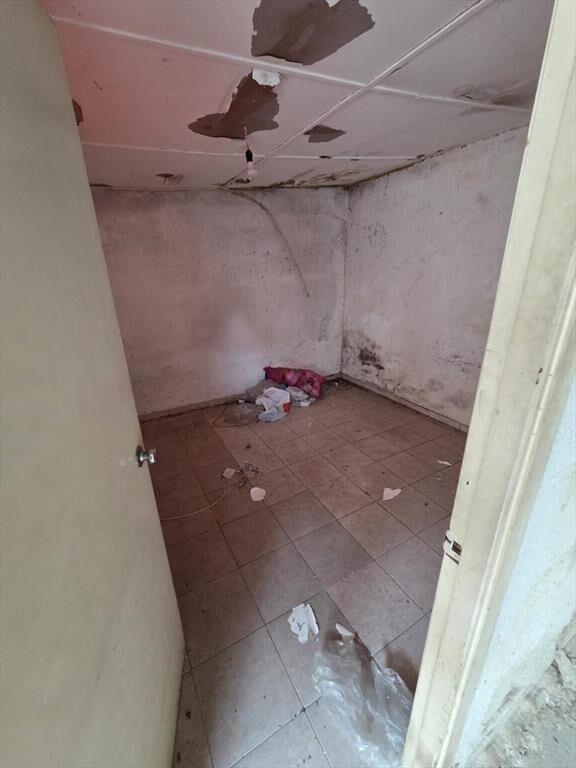 Bv Batlle y Ordoñez prox Av Italia, 272 m2 de terreno, 10 m