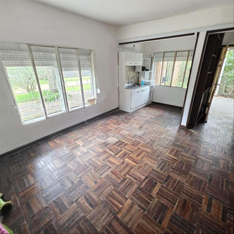*** ALQUILADA ***  A 150 MTS. AL SUR DE INTER 1 dormitorio